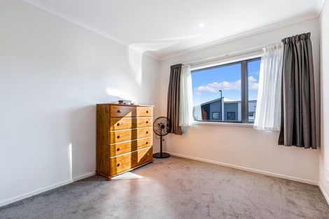 Photo of property in 5 Pukewhero Rise, Westgate, Auckland, 0614