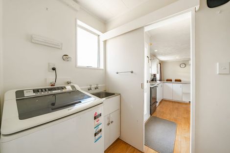 Photo of property in 47 Hartford Crescent, Totara Park, Upper Hutt, 5018