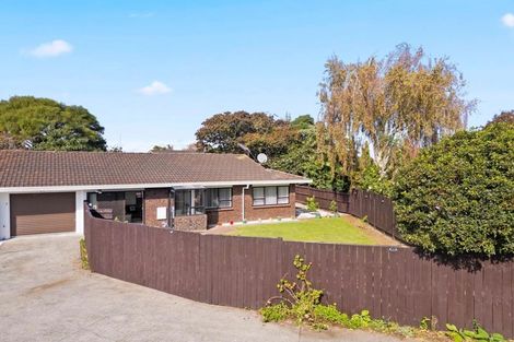 Photo of property in 2/30 Kindergarten Drive, Conifer Grove, Takanini, 2112