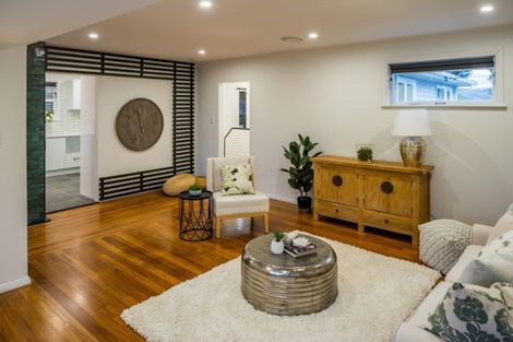 Photo of property in 69 Kahu Road, Paremata, Porirua, 5024