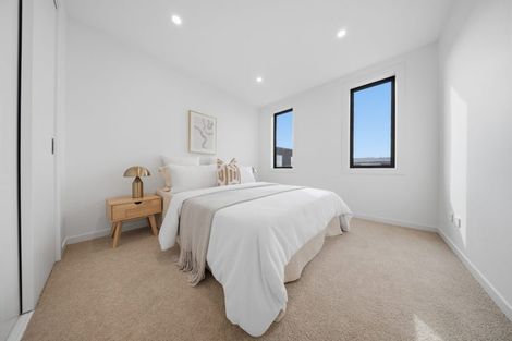 Photo of property in 2b Rangitoto Terrace, Milford, Auckland, 0620