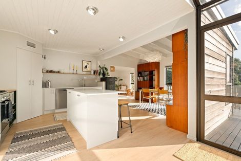 Photo of property in 19 Kaitawa Road, York Bay, Lower Hutt, 5013