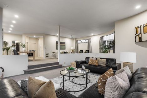 Photo of property in 26 Marellen Drive, Red Beach, 0932