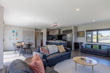 Photo of property in 80 Kahotea Drive, Motuoapa, 3382