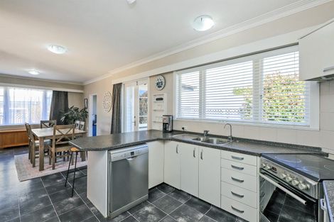 Photo of property in 57 Te Aute Road, Havelock North, 4130