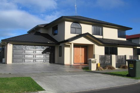 Photo of property in 134 Ruapehu Drive, Fitzherbert, Palmerston North, 4410