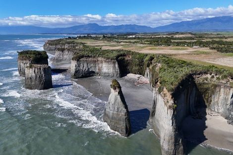 Photo of property in 986c Cape Foulwind Road, Cape Foulwind, 7892