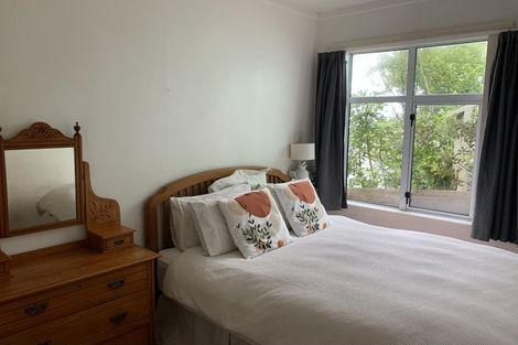 Photo of property in 5 Linwood Way, Island Bay, Wellington, 6023