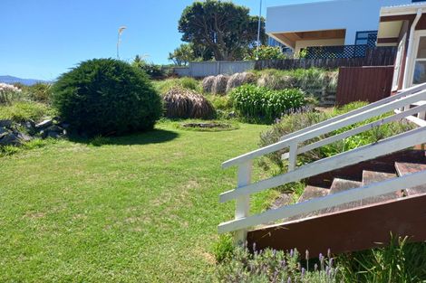 Photo of property in 1 Nikau Street, Eastbourne, Lower Hutt, 5013