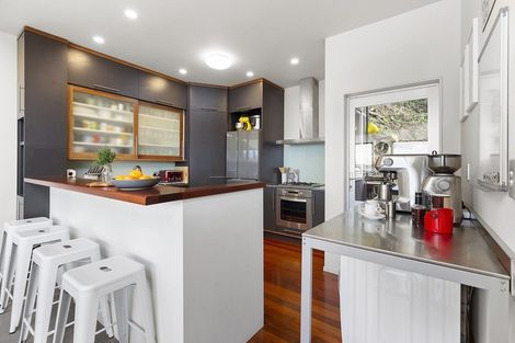 Photo of property in 1 Lohia Street, Khandallah, Wellington, 6035