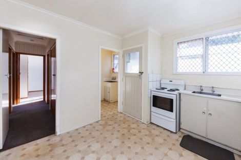 Photo of property in 4/93 Ruahine Street, Roslyn, Palmerston North, 4414