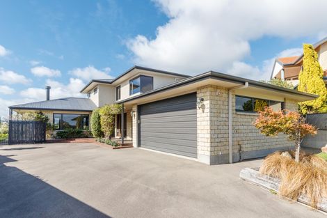Photo of property in 40 Kilkenny Place, Fitzherbert, Palmerston North, 4410