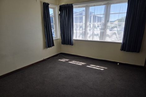 Photo of property in 44-46 Collingwood Street, Waterloo, Lower Hutt, 5011