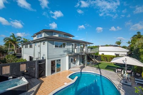 Photo of property in 27 Hemi Street, Narrow Neck, Auckland, 0622
