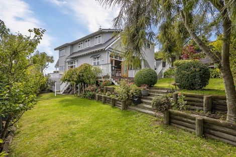 Photo of property in 126 Hackthorne Road, Cashmere, Christchurch, 8022