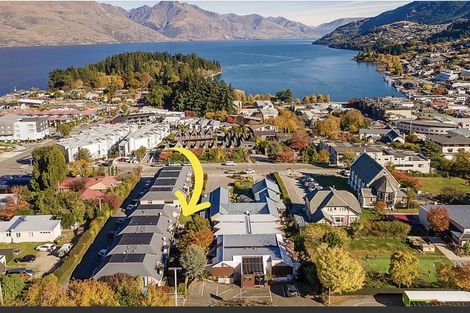 Photo of property in 1/42 Hallenstein Street, Queenstown, 9300