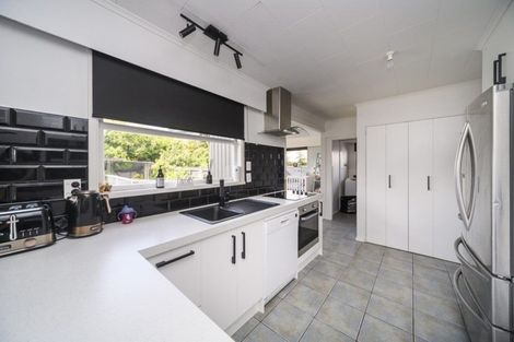 Photo of property in 30 Slacks Road, Awapuni, Palmerston North, 4412