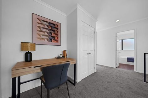 Photo of property in 26 Thornbury Crescent, East Tamaki Heights, Auckland, 2016