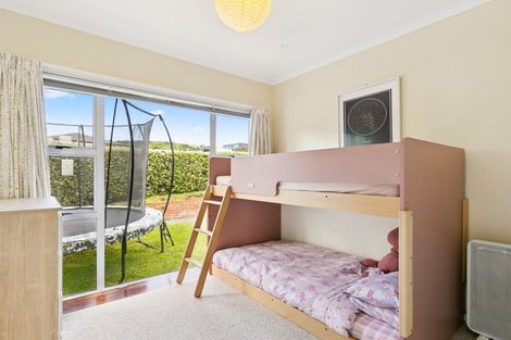 Photo of property in 73 View Road, Houghton Bay, Wellington, 6023