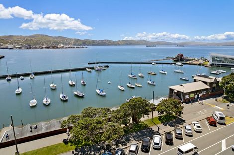 Photo of property in 90 Oriental Parade, Oriental Bay, Wellington, 6011