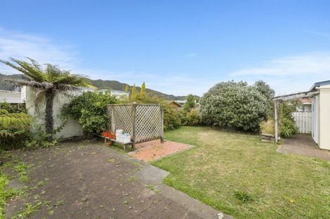 Photo of property in 8 Meadows Avenue, Waiwhetu, Lower Hutt, 5010