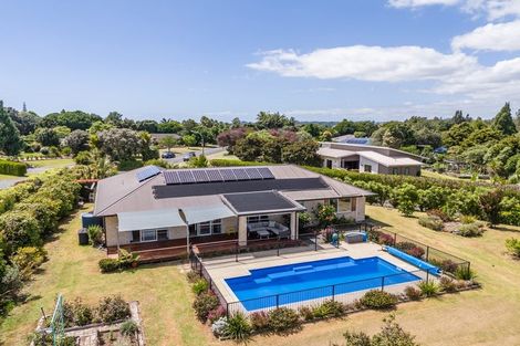 Photo of property in 45 Edkins Road, Kerikeri, 0230