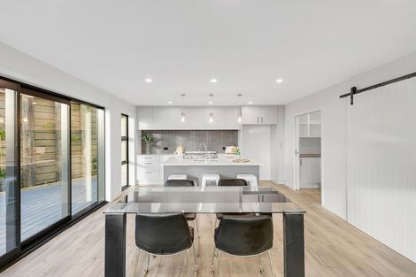 Photo of property in 68 Kakariki Grove, Waikanae, 5036