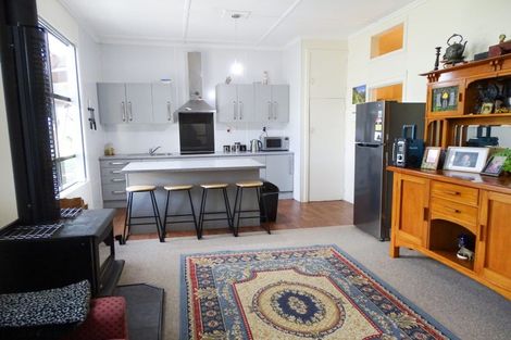 Photo of property in 5 Lanark Street, Lumsden, 9794