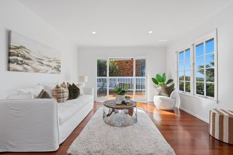 Photo of property in 355 East Coast Road, Mairangi Bay, Auckland, 0630