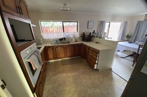 Photo of property in 6/66 Rathgar Road, Henderson, Auckland, 0610