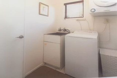 Photo of property in 22 Amorino Drive, Red Beach, 0932