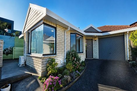 Photo of property in 4/476 Devon Street East, Strandon, New Plymouth, 4312