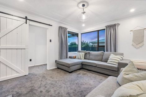 Photo of property in 16 Esk Place, Mosgiel, 9024