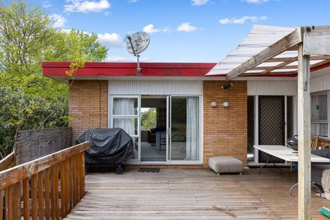 Photo of property in 4 Amorino Drive, Red Beach, 0932