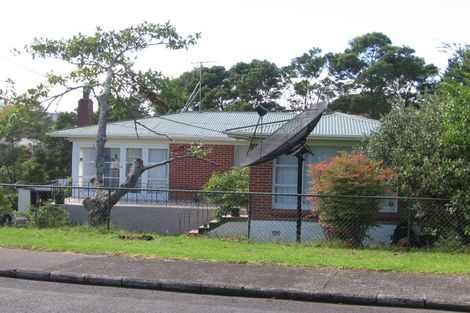 Photo of property in 35 Longburn Road, Henderson, Auckland, 0610