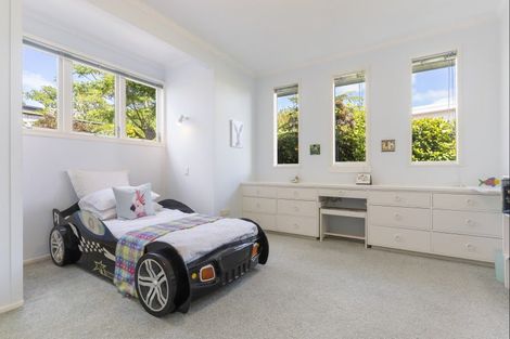 Photo of property in 84 Bramley Drive, Farm Cove, Auckland, 2012