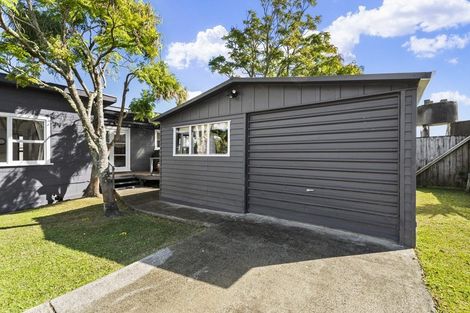 Photo of property in 2/103 Vipond Road, Stanmore Bay, Whangaparaoa, 0932