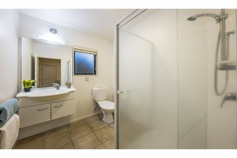 Photo of property in 5n Dryden Place, Mount Wellington, Auckland, 1051