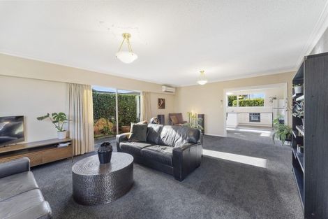 Photo of property in 2/6 Croziers Road, St Albans, Christchurch, 8052