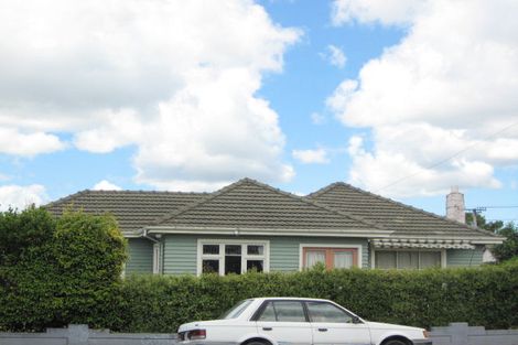 Photo of property in 120 North Avon Road, Richmond, Christchurch, 8013