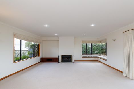 Photo of property in 40 Kilkenny Place, Fitzherbert, Palmerston North, 4410