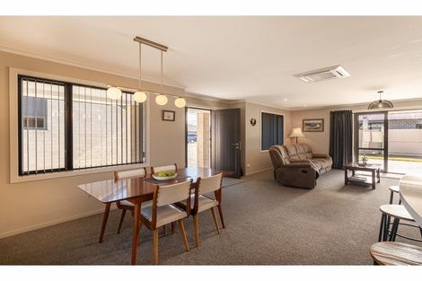 Photo of property in 15 Greenfield Place, Twizel, 7901