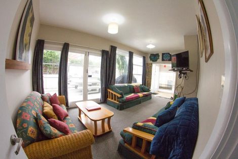 Photo of property in 369 Marine Parade, New Brighton, Christchurch, 8061