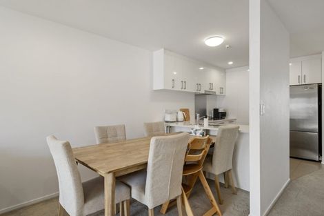 Photo of property in Apollo Apartments, 201/46 Rosedale Road, Rosedale, Auckland, 0632