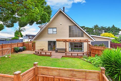 Photo of property in 78 Carnoustie Drive, Wattle Downs, Auckland, 2103