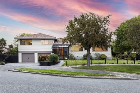 Photo of property in 81 Dunbarton Street, Redwood, Christchurch, 8051