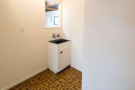 Photo of property in 14a Bungalore Place, Half Moon Bay, Auckland, 2012