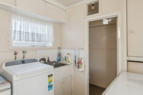 Photo of property in 56 Great South Road, Papakura, 2110