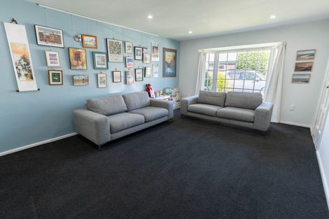 Photo of property in 2/28 Rosedale Place, Avonhead, Christchurch, 8042
