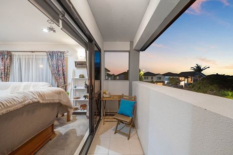 Photo of property in 3 Bezar Place, Flat Bush, Auckland, 2016